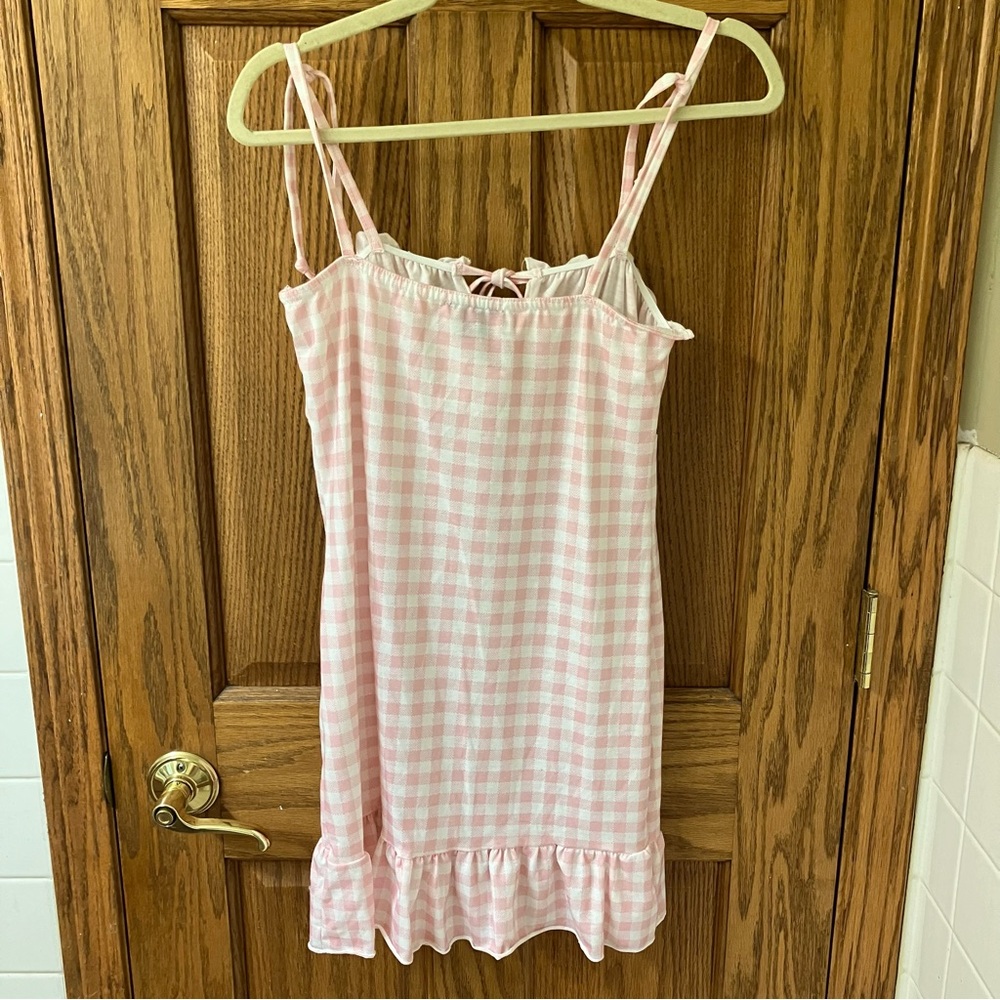 PrettyLittleThing Pink Gingham Ruched Tie Bust Frill Hem Bodycon Dress Size 8 - Picture 6 of 12